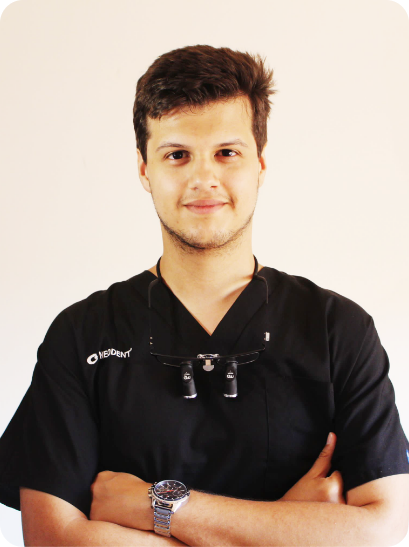 Dr. André Rebolo